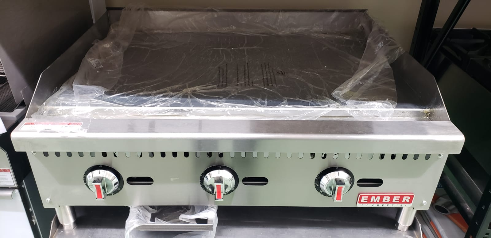 Ember Commercial - EMTG-36M - 36"Thermostatic Gas Griddle(Flat)