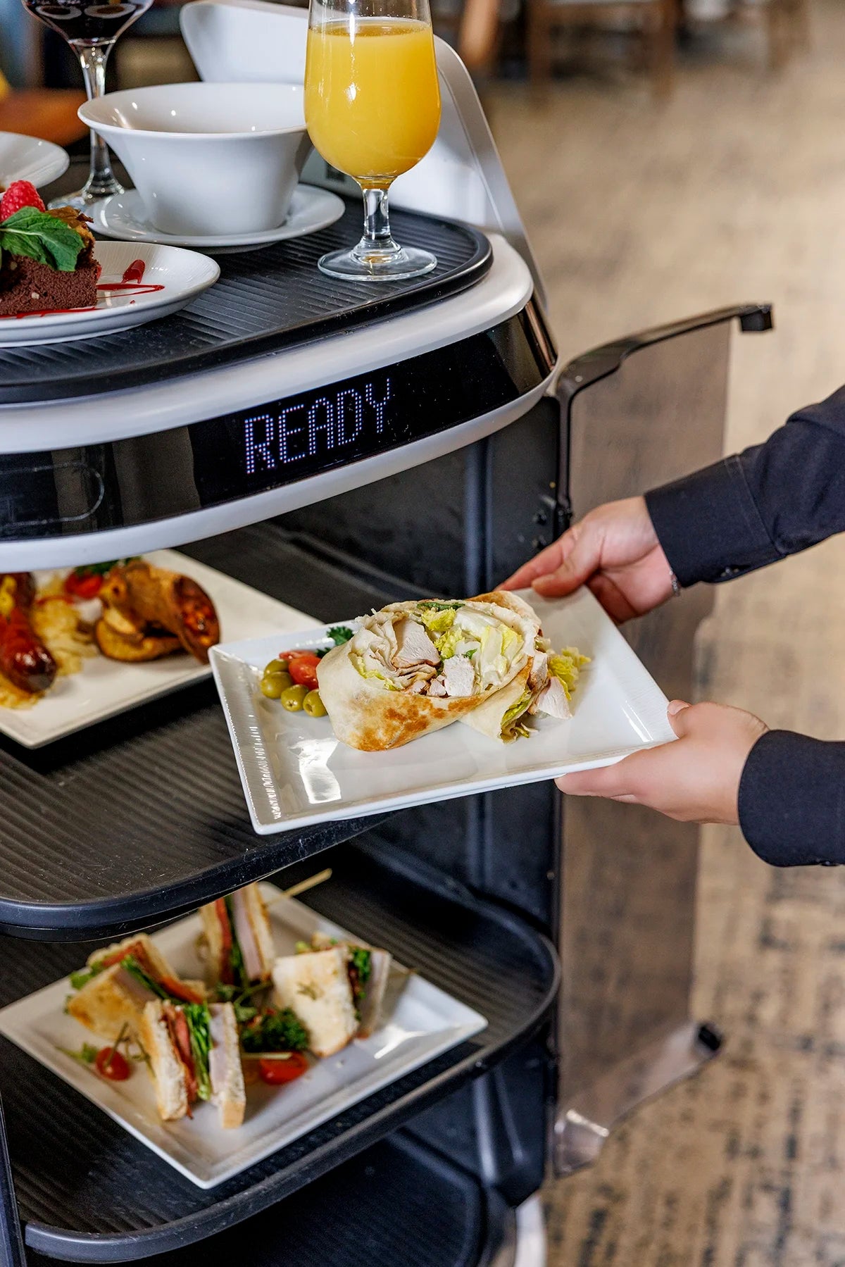 Bear Robotics Servi Plus high-capacity tray configuration