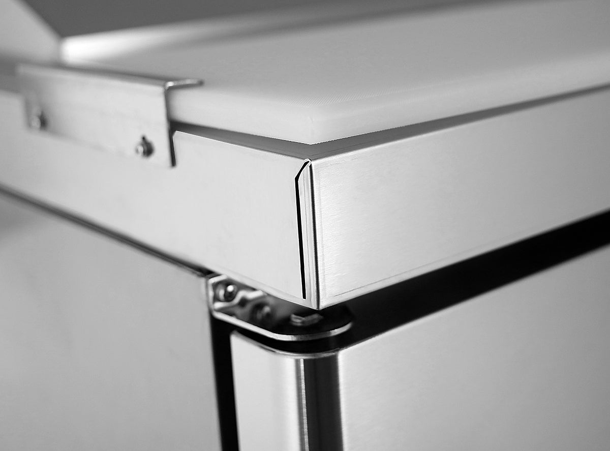 Atosa - MSF8301GR - 27″ Refrigerated Standard Top Sandwich Prep. Table